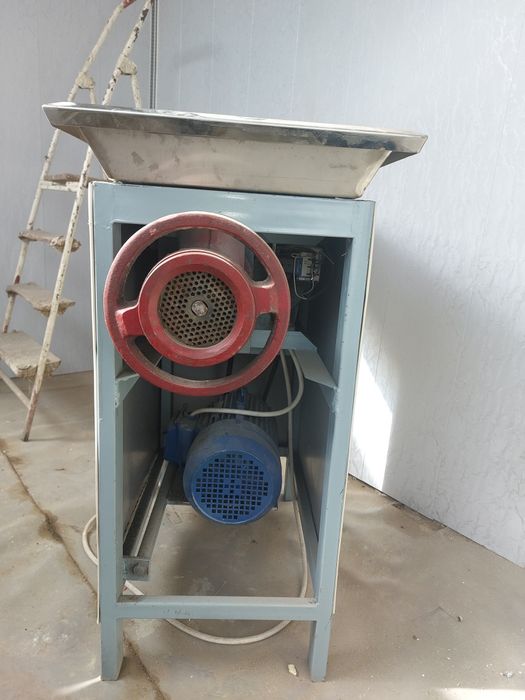 Мясорубка промышленный м500