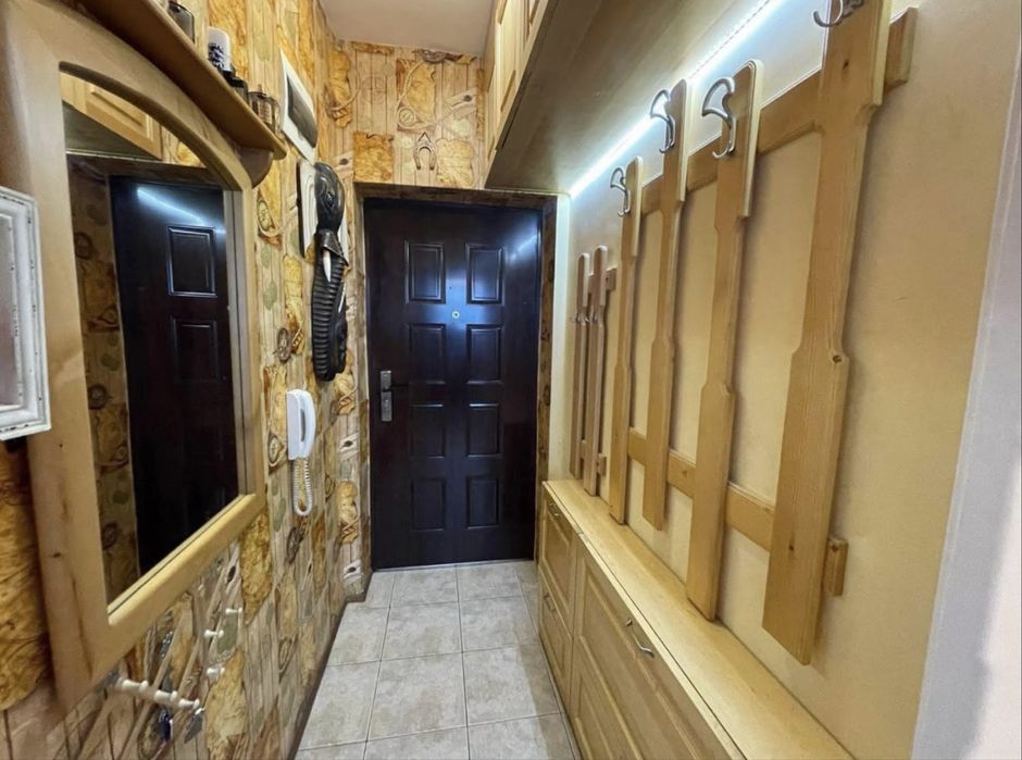 Дава се под наем Тристаен апартамент в Варна, Лятно кино Тракия - 60 кв.м за 797.64 € - Снимка #9