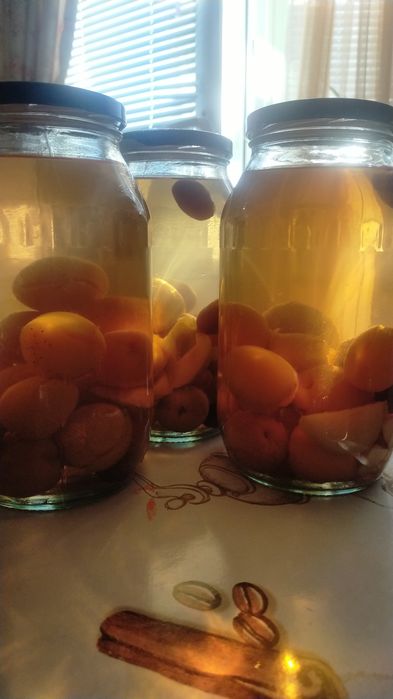 Домашние компоты ассорти