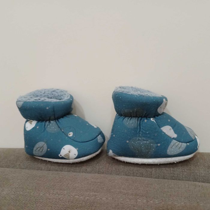 Нови бебешки буйки с кутията