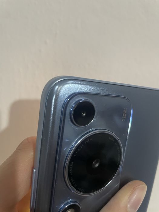 Продам Срочно Huawei Nova Y72s