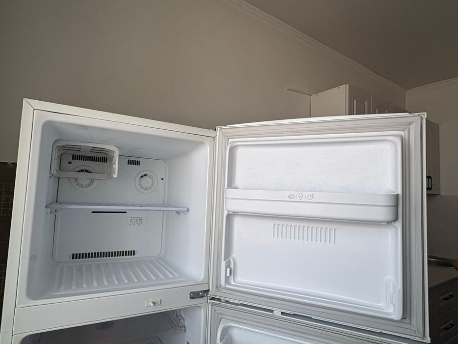 Продам холодильник!