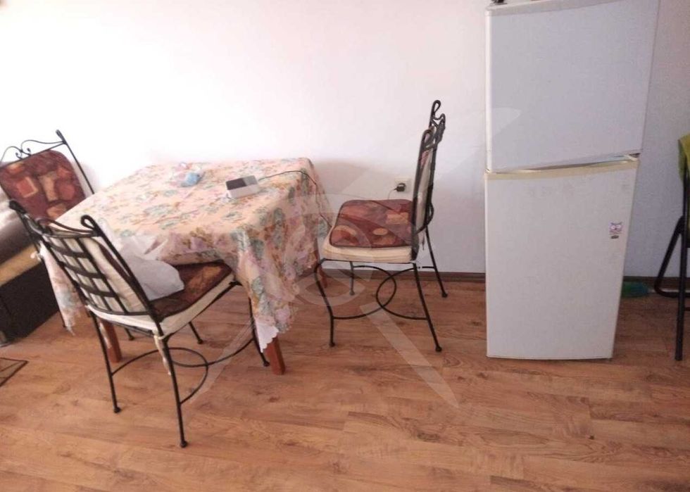 Двустаен - Сарафово