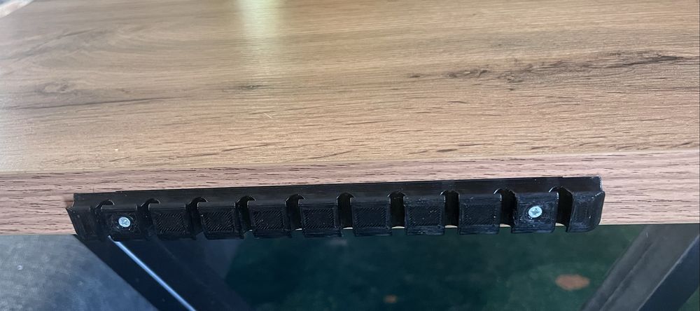 Продам компьютерный стол и стул