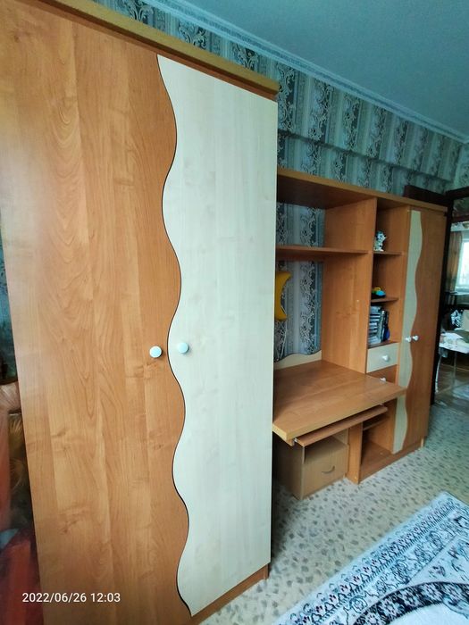 Продам шкаф для одежды