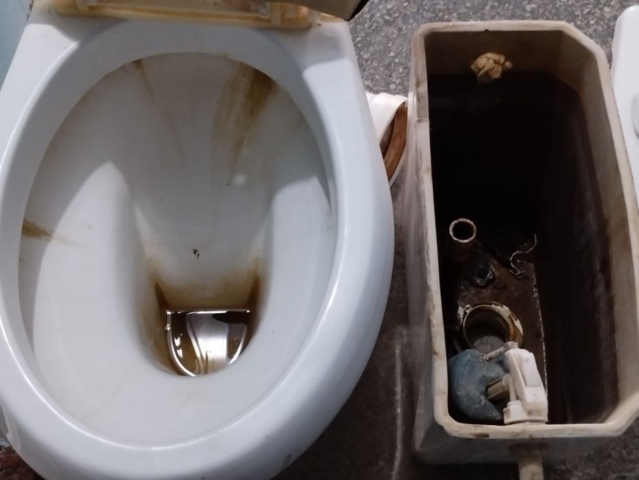 Unitaz sotiladi ishlatilgan