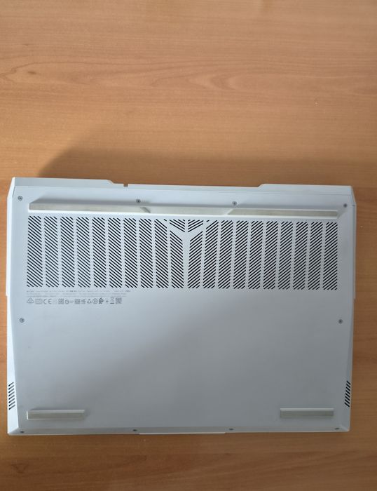 Lenovo Legion 5 Pro 16ACH6H Ryzen 7 5800H RTX 3070 - DEFECT