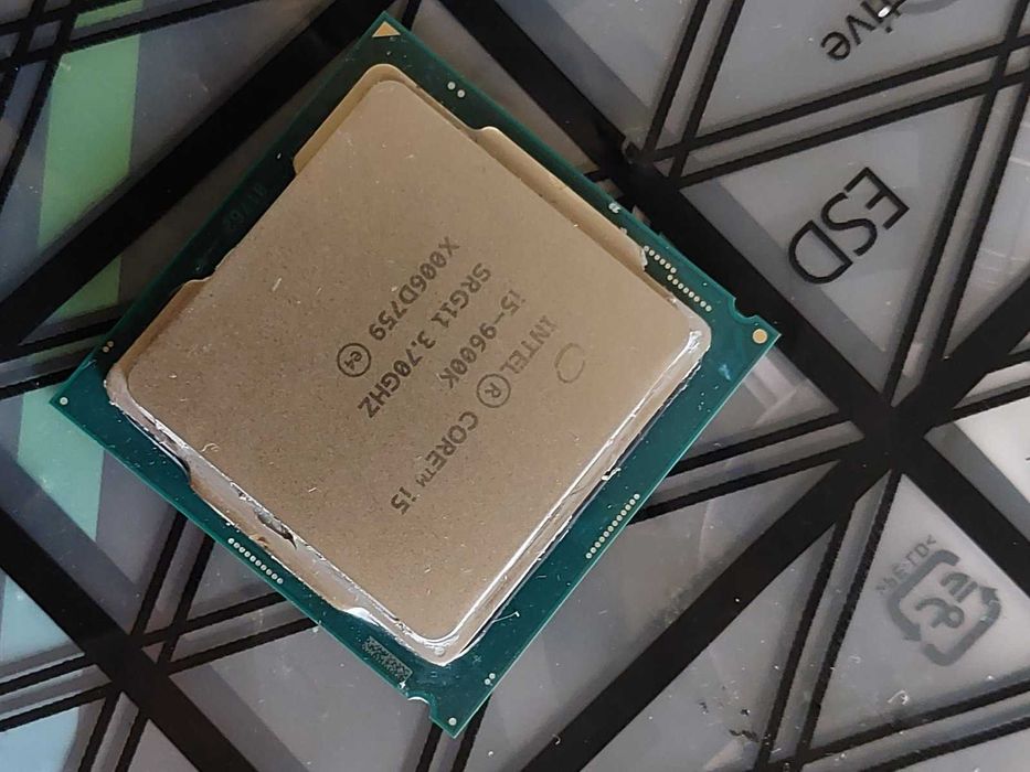 i5 9600K intel core - процесор