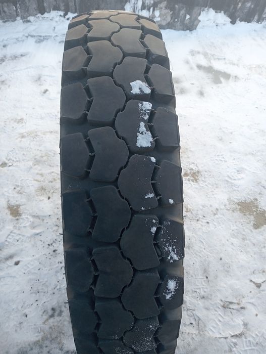 Автошина грузовая