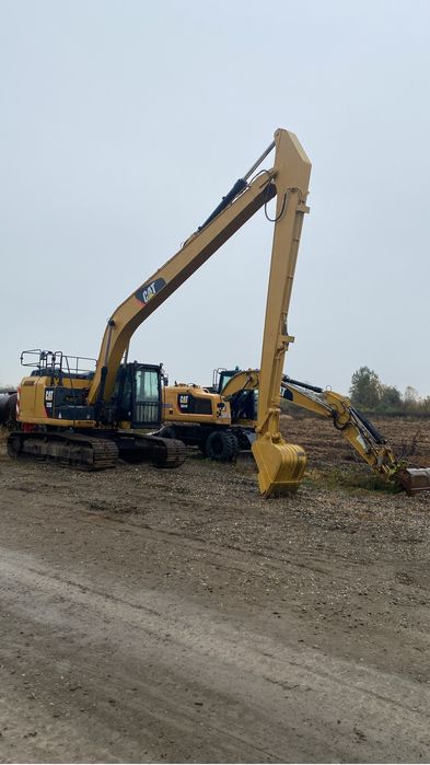Brat lung excavator CAT