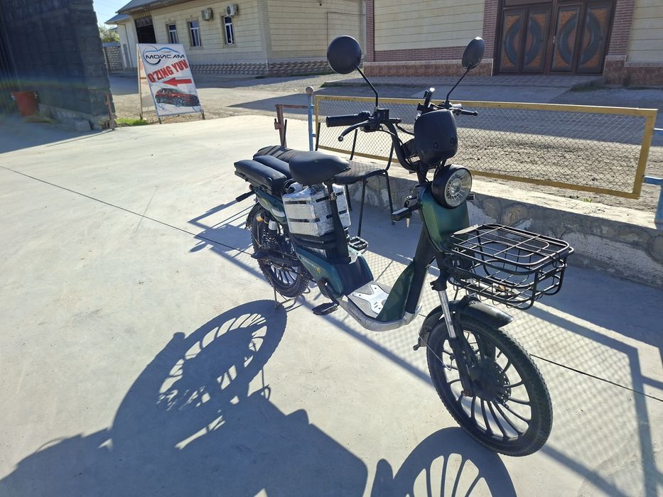 Elektron velo skuter