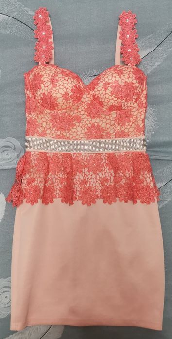 Rochița de vara, scurta