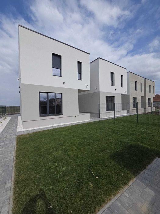 Duplex P+1E Covaci langa Timisoara separat prin camera tehnica