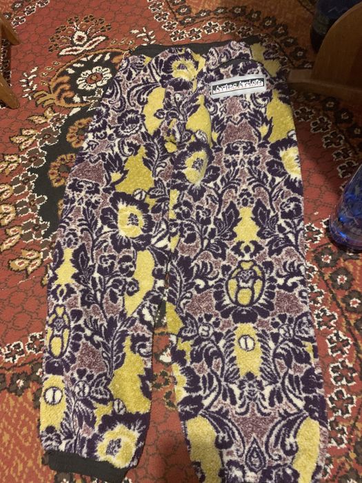 Pantaloni Aries pantaloni Arieș