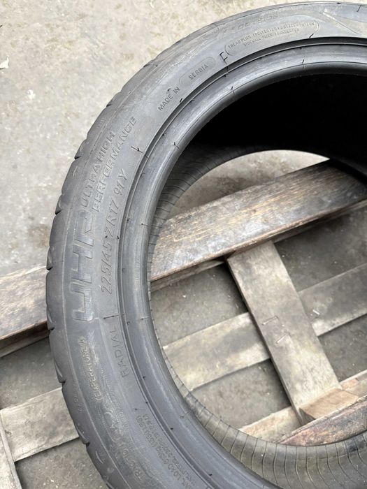 Anvelopa Vara 225/45 r17 - Sebring UHP Ultra High Performance