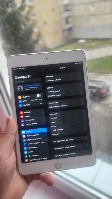 Ipad Mini 4 pentru piese!!!