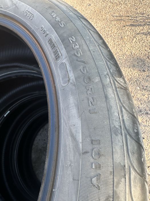 Шины 235/50R21 (4шт)