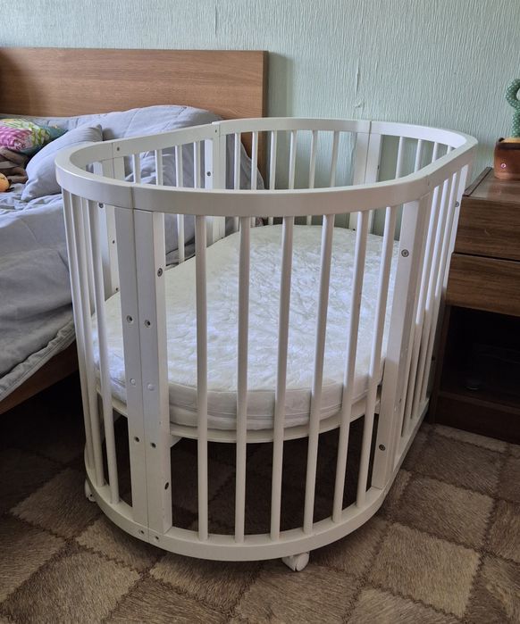Продам детскую кроватку