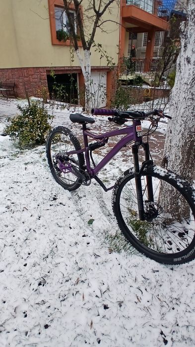 Bicicleta full suspension 2022