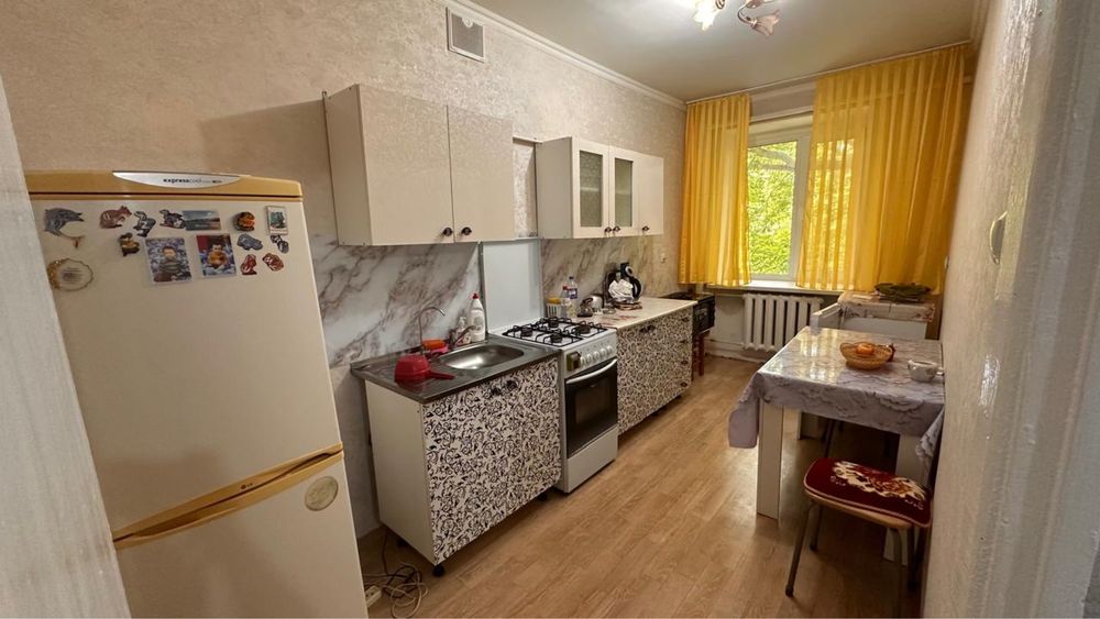 Продам 2х ком квартиру
