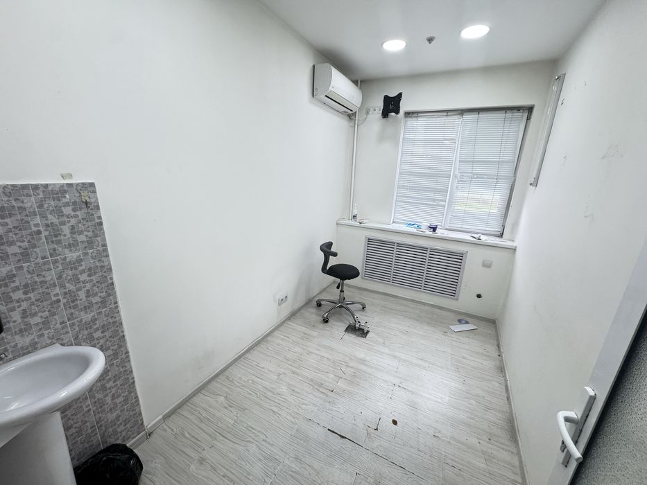 Продается Нежилое помещение 1 этаж вдоль дороги Кора Камыш Куш Базар