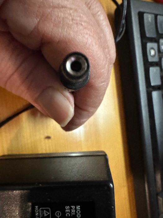 Продавам зарядни различни модели,нови и употребявани