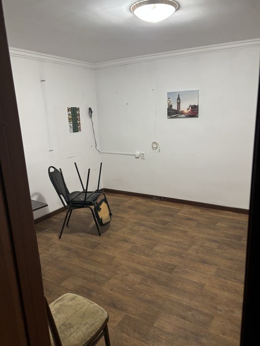 Кабинет  площадью 10 кв адрес Б.Момушулы 9