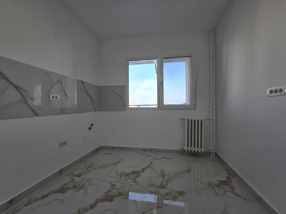 3 camere, 76 mp, 3/10, renovat, vedere in parcul Plumbuita