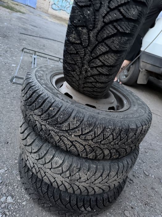 Продам диски с резиной R13