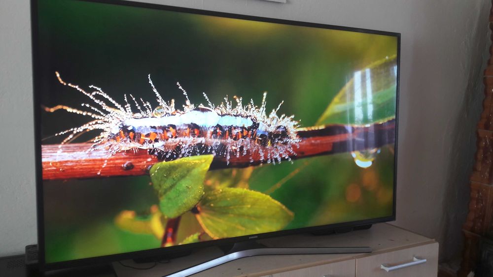 vand schimb samsung smart tv 4k 139 cm