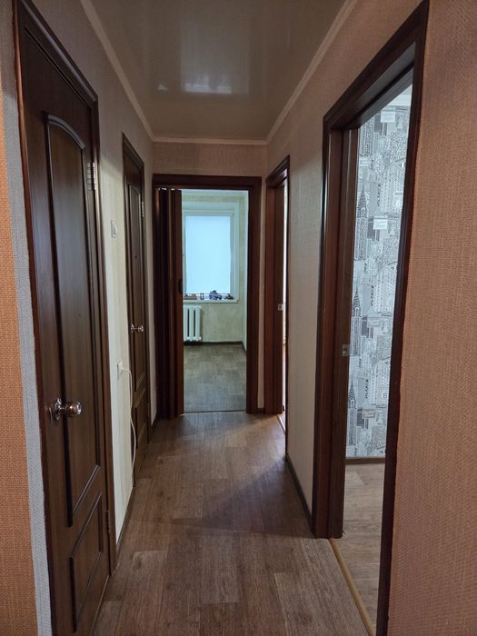 Продам 4 комнатную квартиру