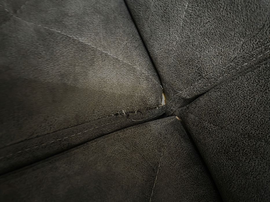 Продается уголок