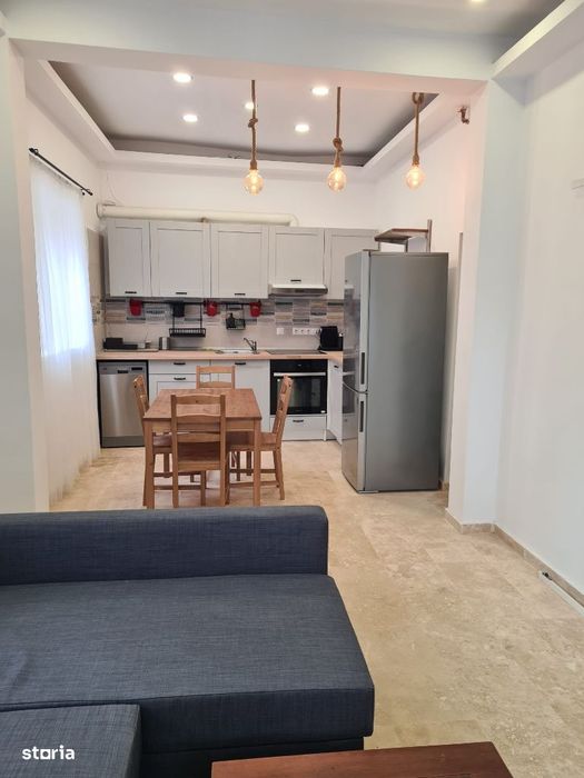 Casa de tip duplex 3 camere Victoriei - Banu Manta