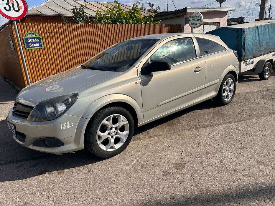 Opel Astra GTC Sport 1.6 Benzina