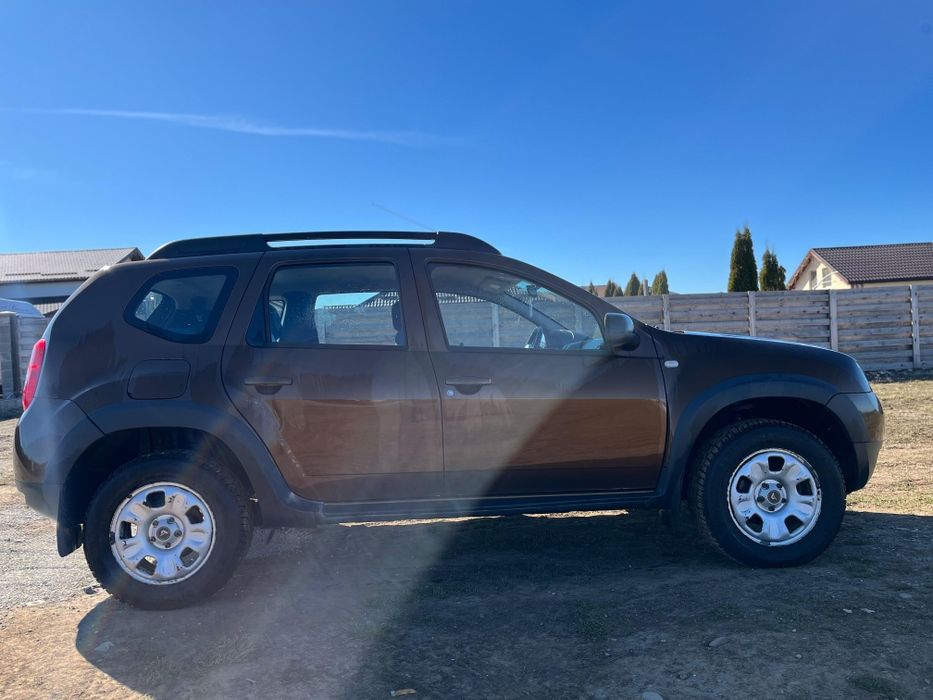 Dacia Duster , recent import , carte service , variante atv