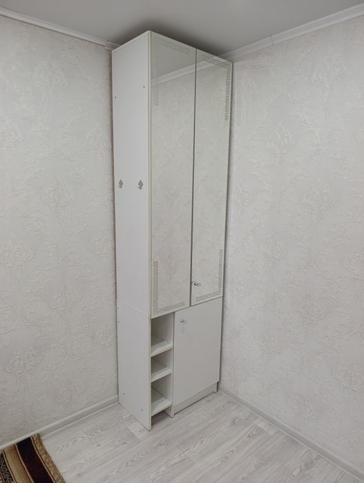 Продам прихожую и шкаф