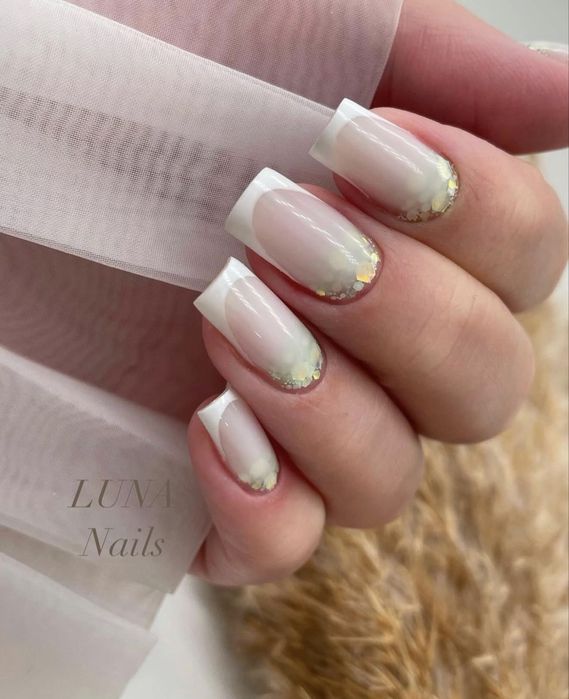 Маникюр, наращивание ногтей КШТ