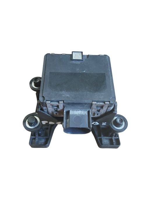 Senzor Radar Distronic Volkswagen Passat B8 [ 2014 - 2019 ] 3Q0907561B
