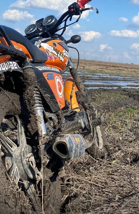 Продаю,срочно мотоцикл