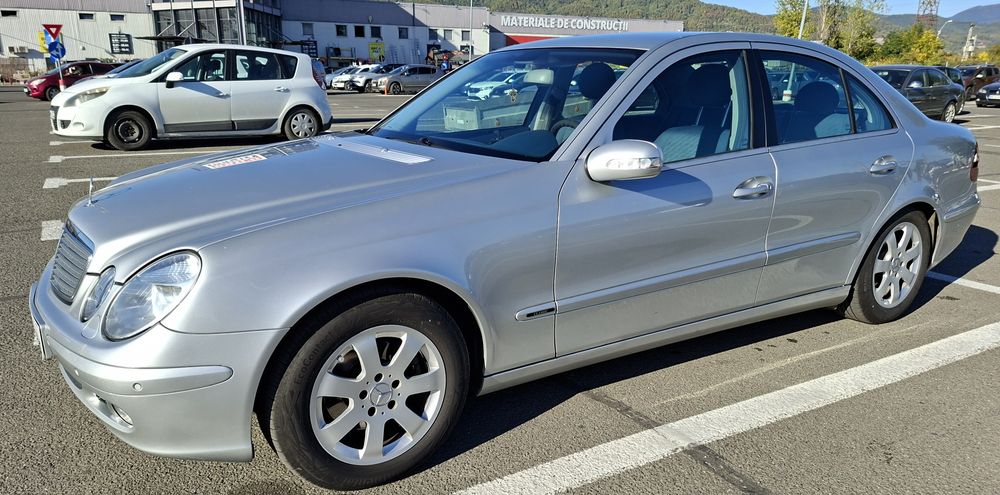 Mercedes E 211, 2,2  150 cp.