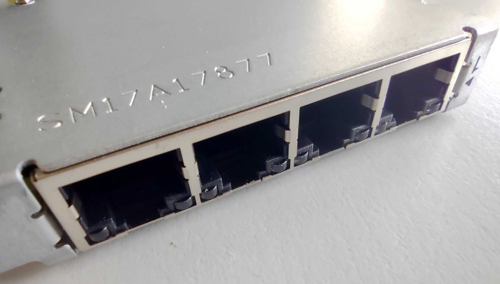 10Gb Lenovo Intel X722 LOM QP RJ45 01PE411 7ZT7A00549 Мрежов Адаптер