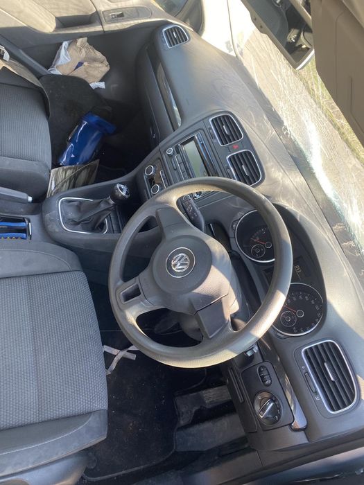 Volkswagen Golf 6 /1.6 diesel 2010г на части