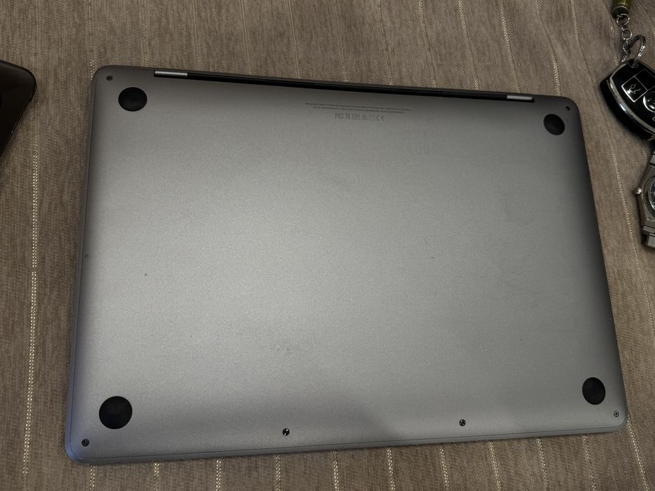 Mackbook макбук apple 13 pro обмен