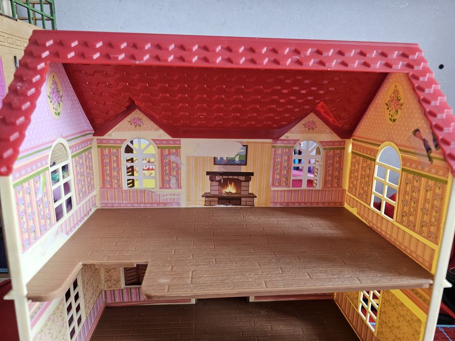 Кукольный домик. Для кукол до 10см