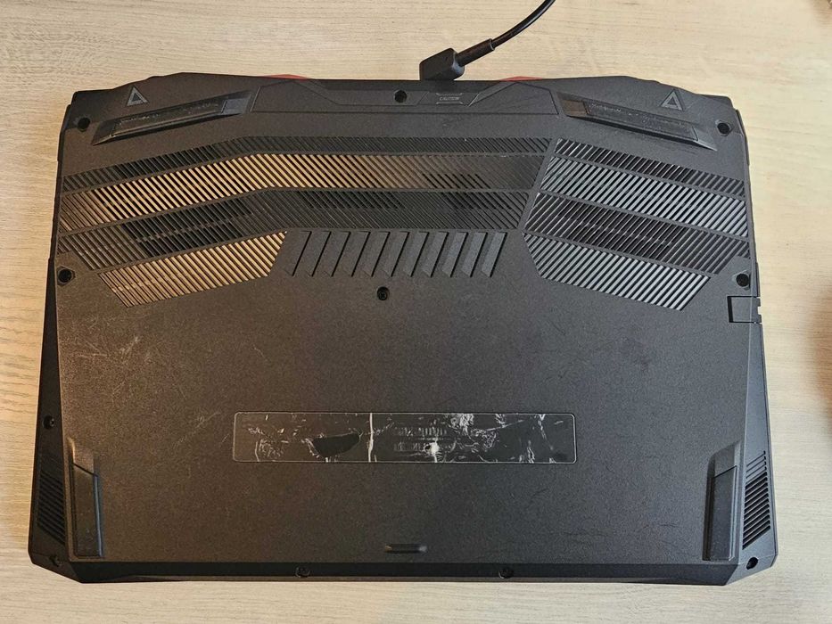 Laptop Gaming Acer Nitro AN515-55 i5, GTX 1650 TI