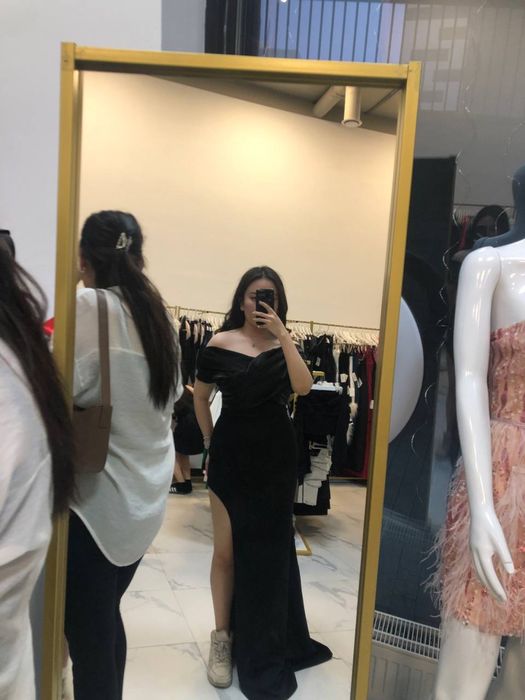 Эффектное вечернее платье