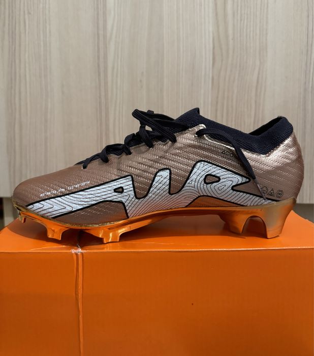 Продам бутсы nike air zoom