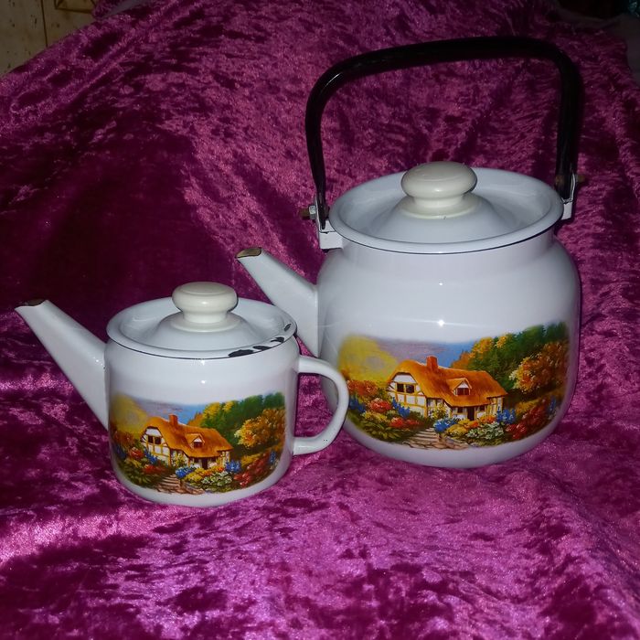 Чайники набор продам