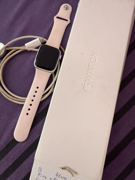 Apple watch 9 pink