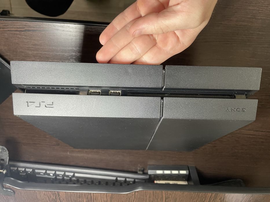 PlayStation 4 с подпиской Extra 500gb